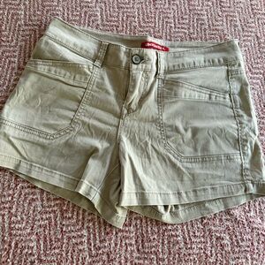 UNIONBAY Women's Beige Cargo Shorts